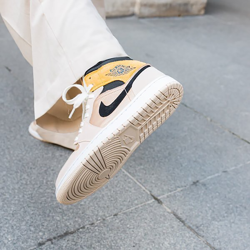 Air Jordan Mid SE Particle Beige – Original Clothing Maroc